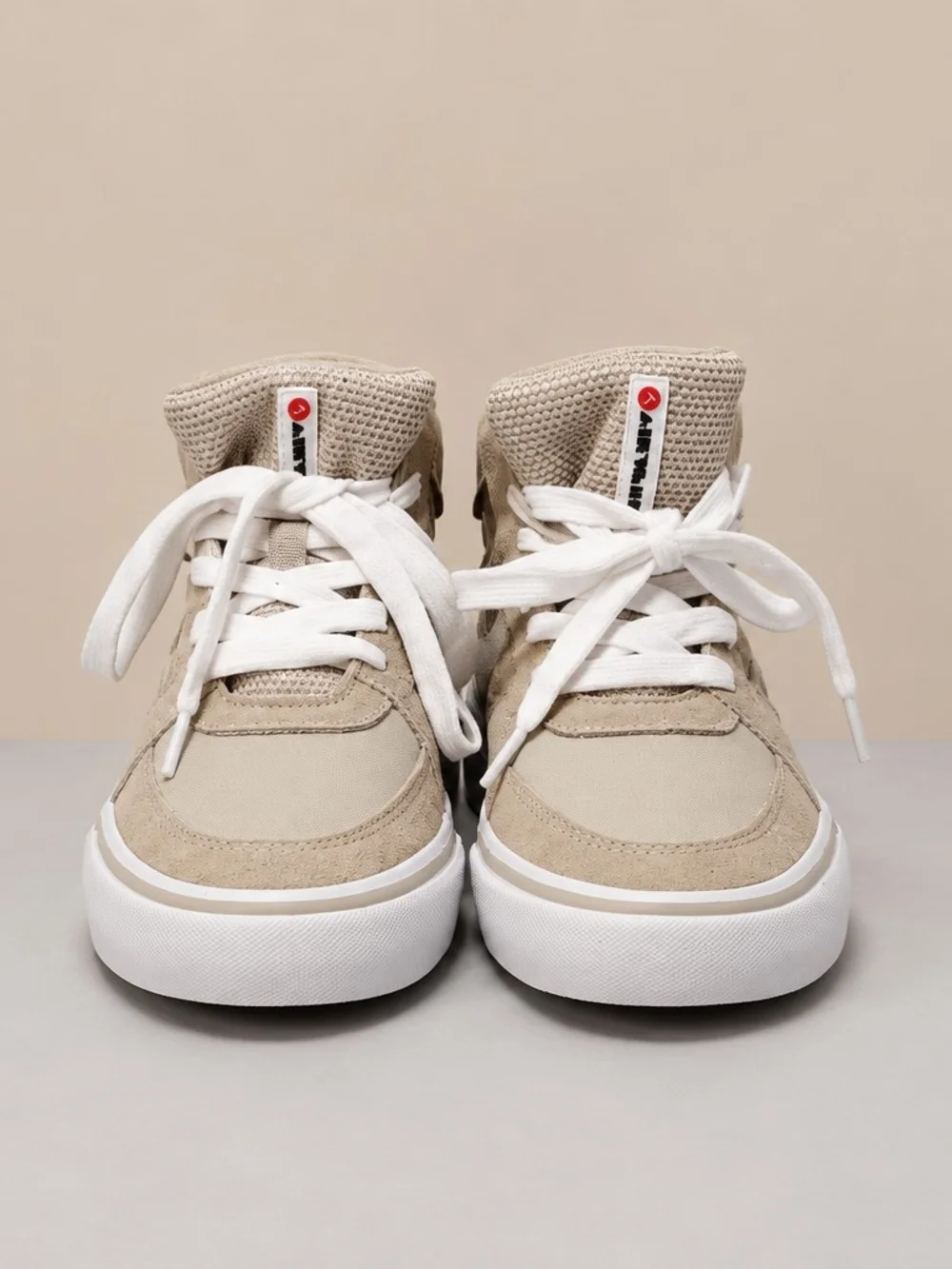 Airwalk Boys' High-Top Sneakers Size 4 NWOT